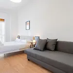 Central & Elegant Loft - With Balcony