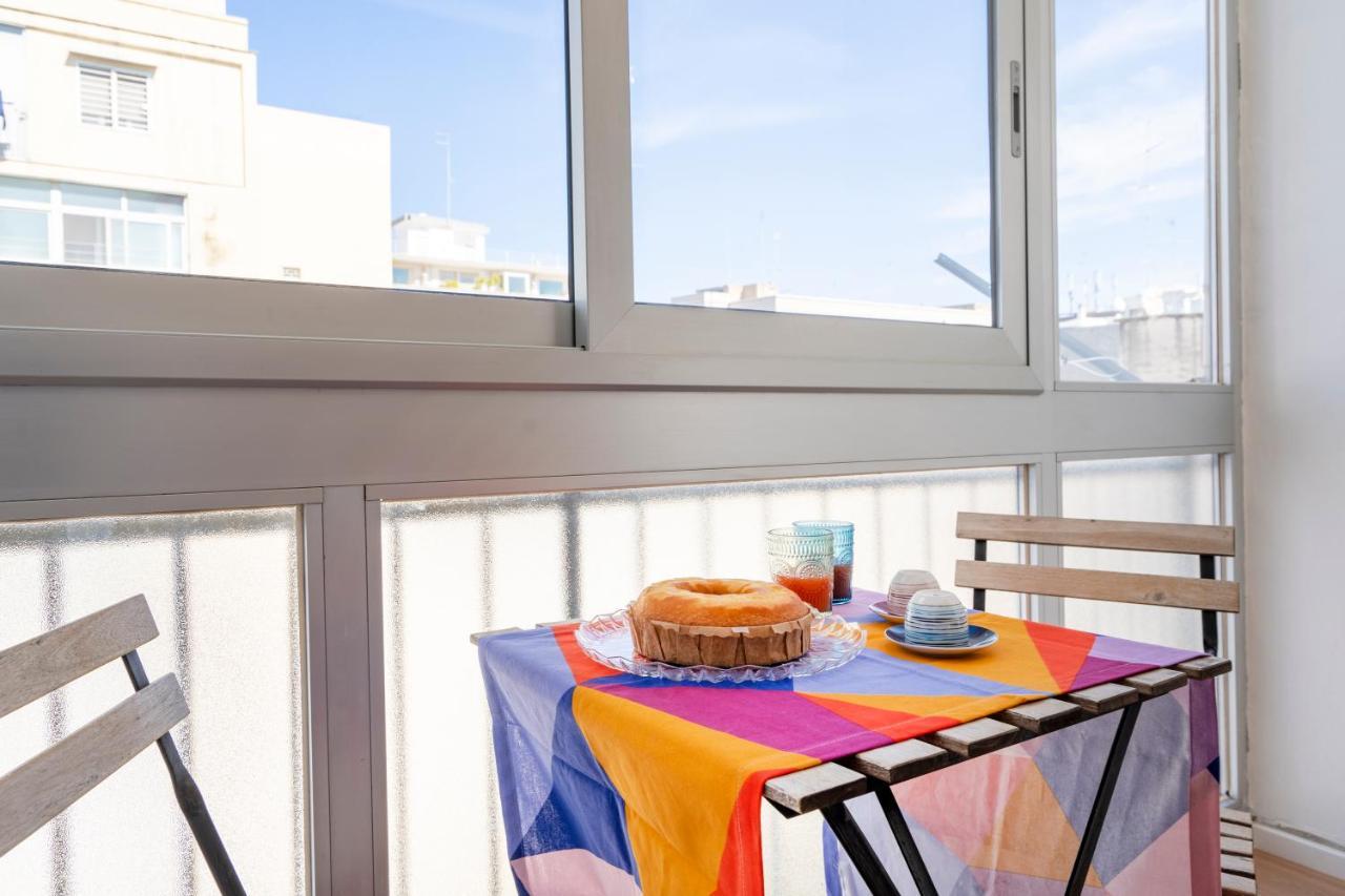 & Elegant Loft - With Balcony Apartament *